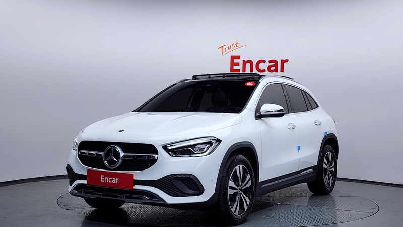 Mercedes-Benz GLA-Class