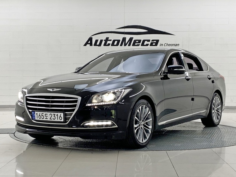 Hyundai Genesis