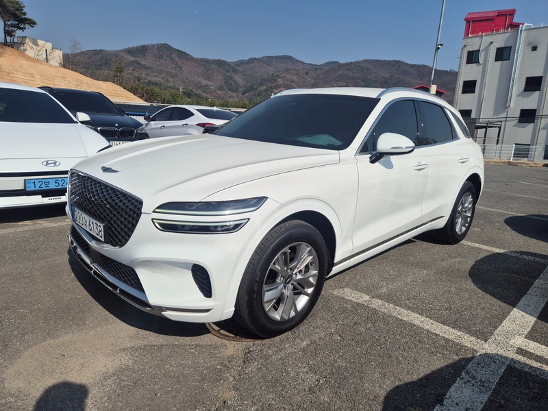 Genesis GV70