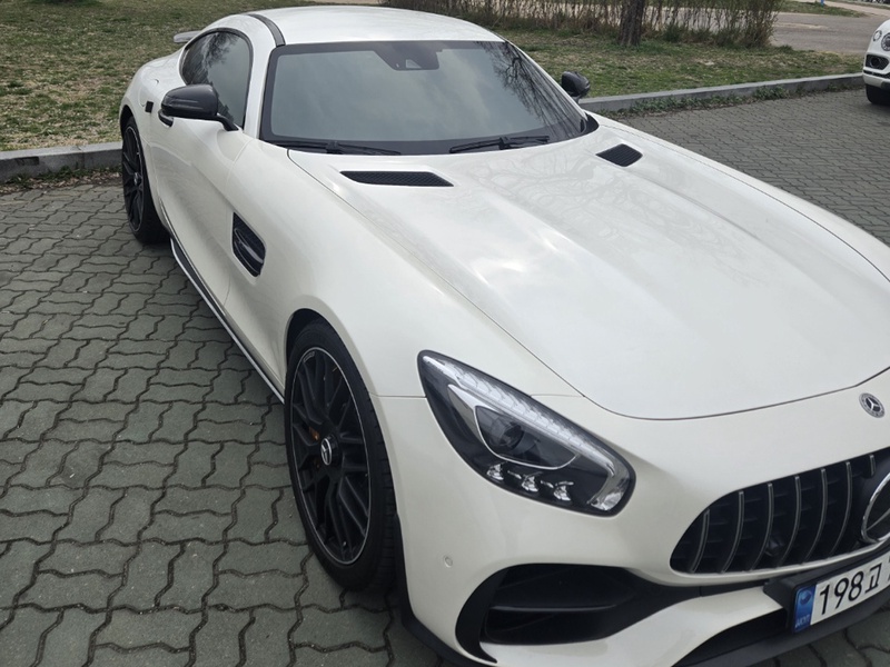 Mercedes-Benz AMG GT