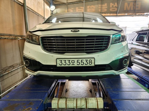Kia Carnival 2016