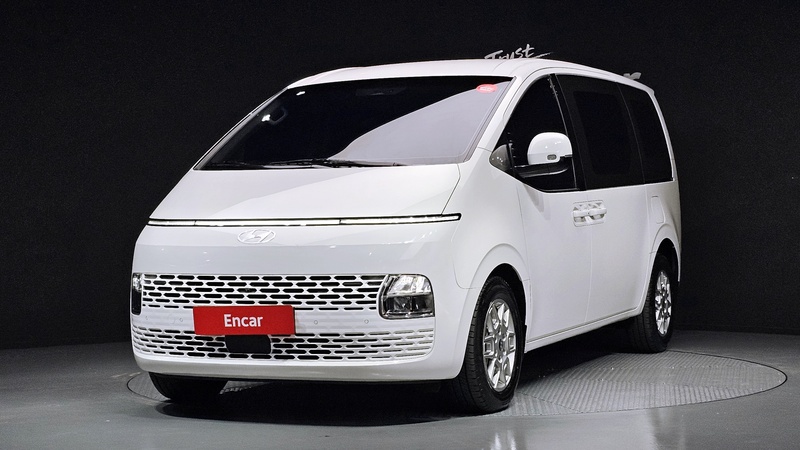 Hyundai Staria