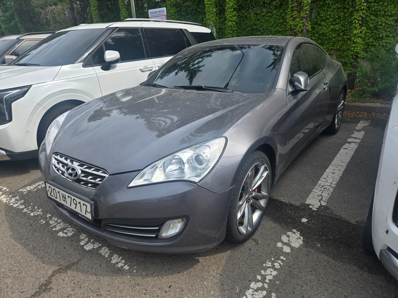 Hyundai Genesis