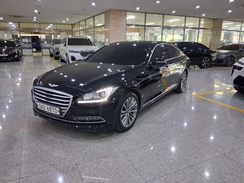 Hyundai Genesis