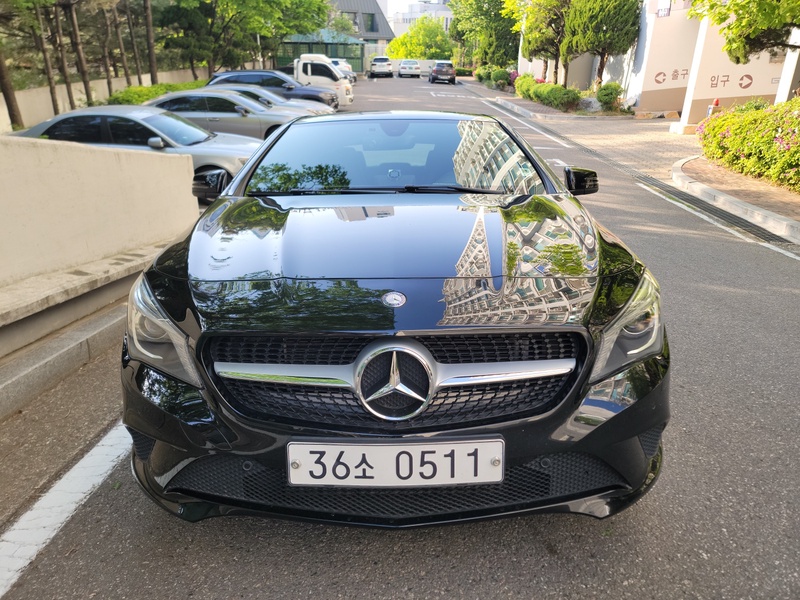 Mercedes-Benz CLA-Class