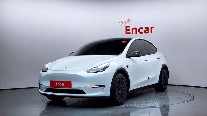 Tesla Model Y 2021