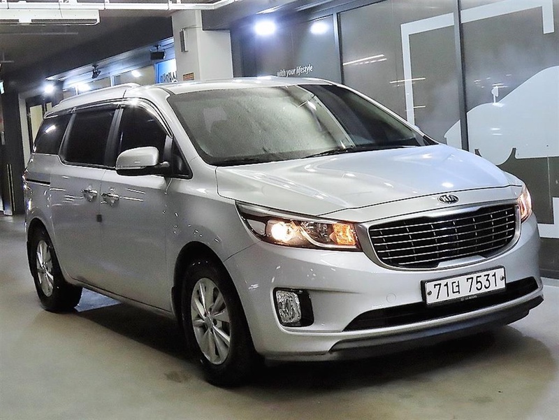 Kia Carnival
