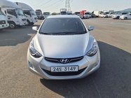 Hyundai Avante 2011