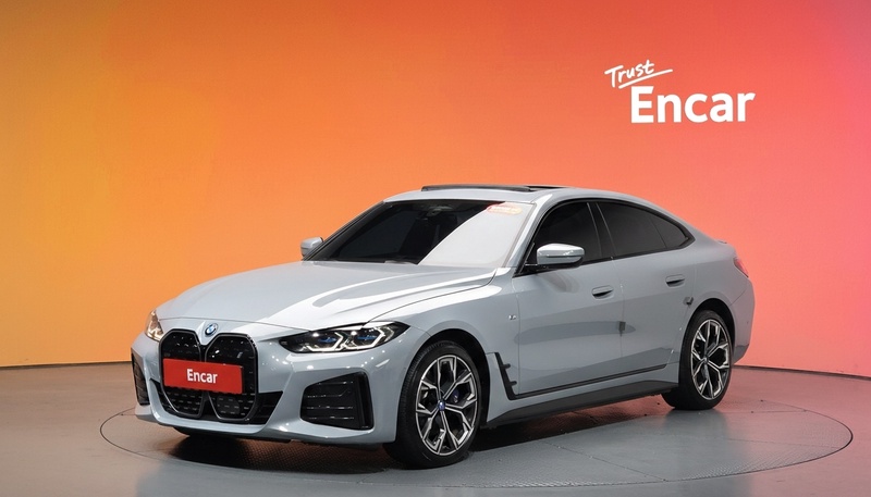 BMW i4