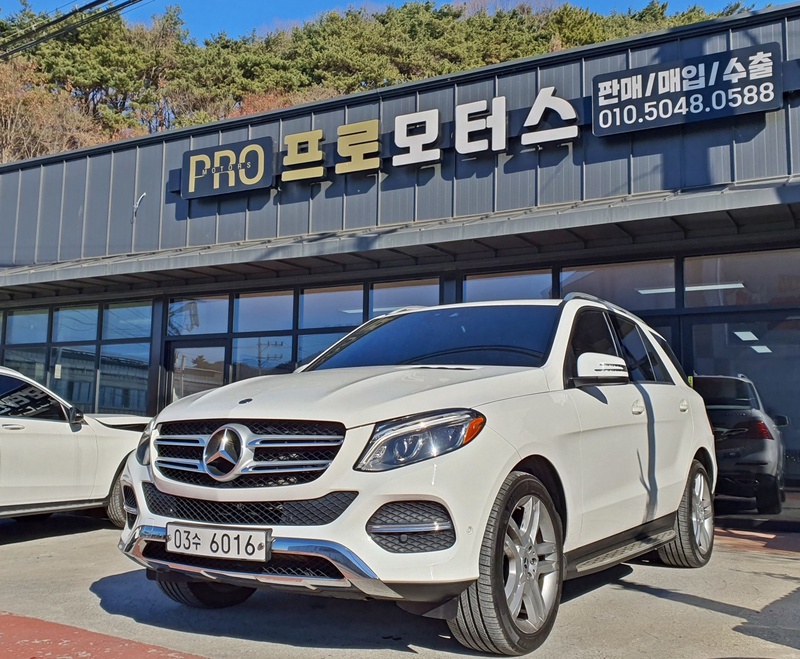 Mercedes-Benz GLE-Class