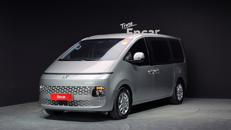 Hyundai Staria