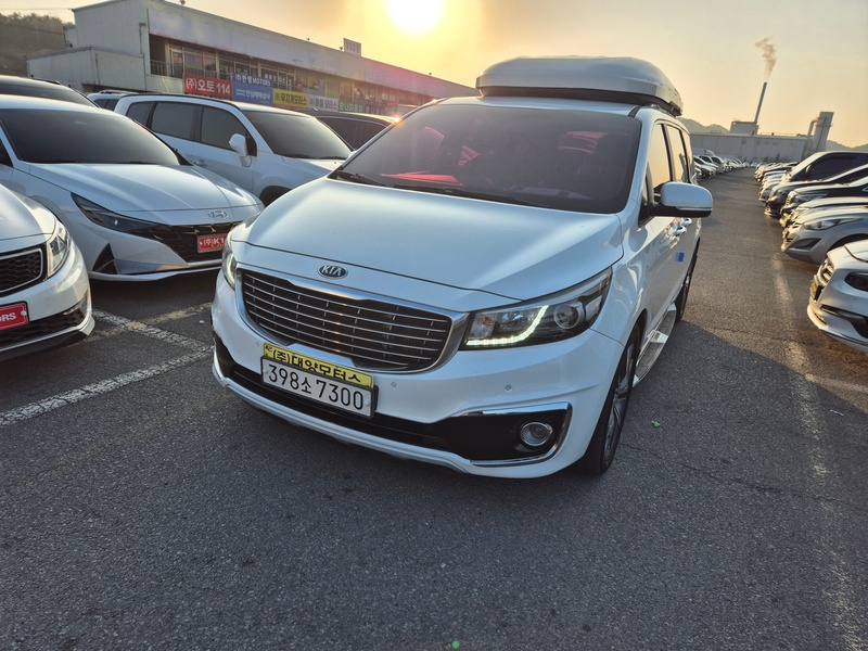 Kia Canival