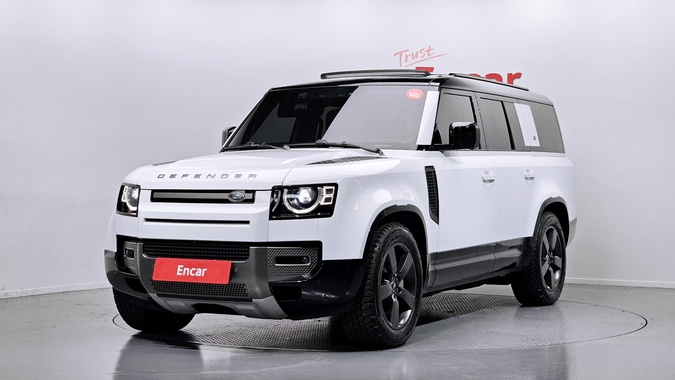 Land Rover Defender 2024