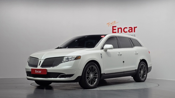 Lincoln MKT 2014