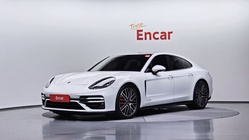Porsche Panamera 2022