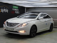 Hyundai Sonata 2010