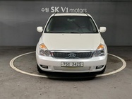 Kia Canival 2011