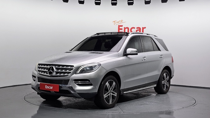 Mercedes-Benz M-Class 2012