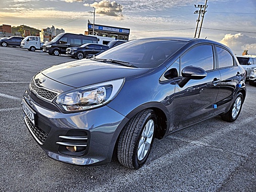 Kia pride 2015