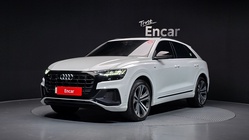 Audi Q8 2023