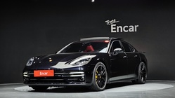 Porsche Panamera 2021