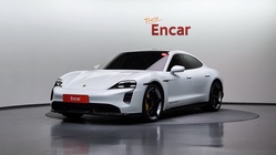 Porsche Taycan 2021