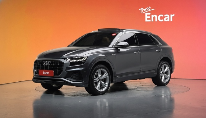 Audi Q8 2023