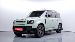 Land Rover Defender 2023