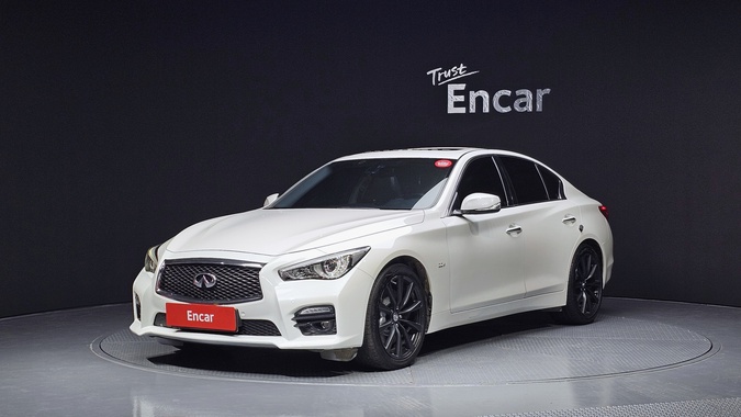 Infiniti Q50 2016
