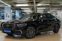 Mercedes-Benz S-Class 2025