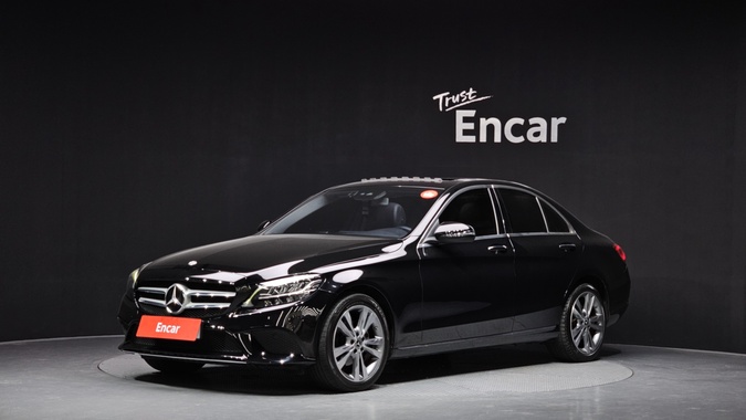 Mercedes-Benz C-Class 2020