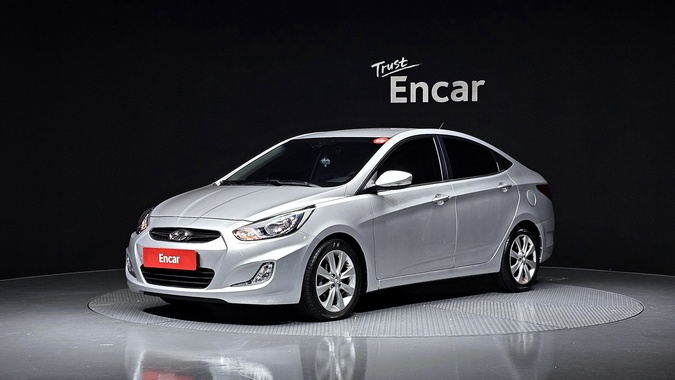 Hyundai Accent 2012