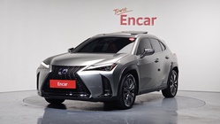 Lexus UX 2021