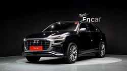 Audi Q8 2021