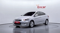 Hyundai Accent 2015