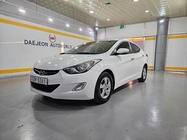 Hyundai Avante 2012