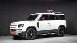 Land Rover Defender 2023