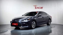 Lexus ES 2022