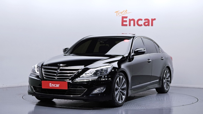 Hyundai Genesis 2013