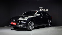 Audi Q8 2021