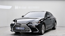Lexus ES 2025