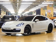Porsche Panamera 2020