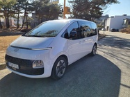 Hyundai Staria 2025