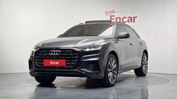 Audi Q8 2021