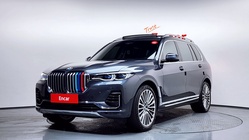BMW X7 2021