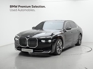 BMW i7 2023