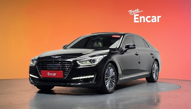 Genesis EQ900 2017
