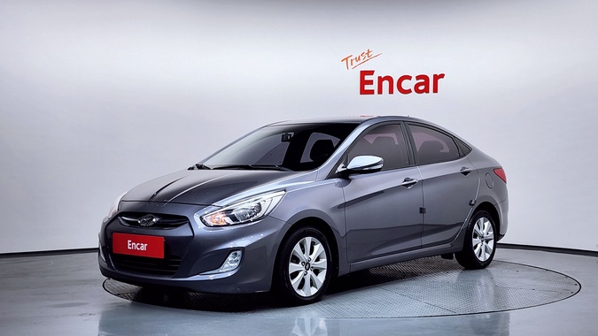 Hyundai Accent 2015