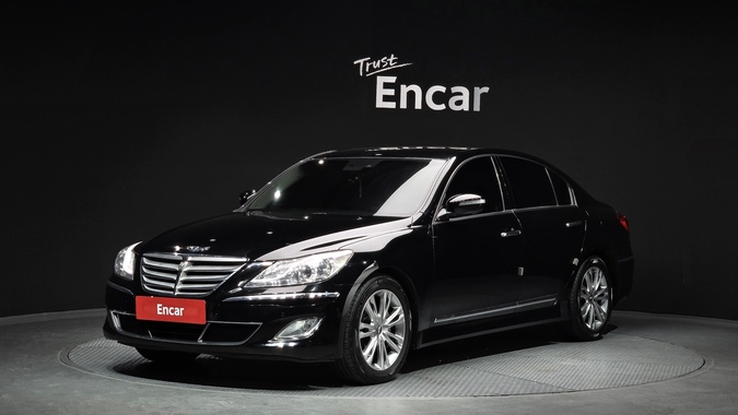 Hyundai Genesis 2012