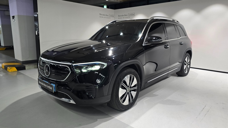 Mercedes-Benz EQB